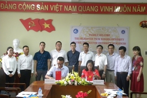 Lễ ký kết Thỏa thuận hợp tác Đào tạo giữa Trường Đại học Khoa học – ĐHTN và Học viện Hồng Hà – Trung Quốc