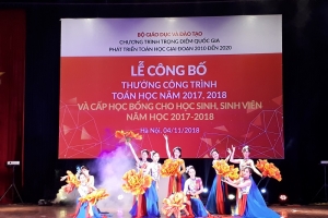 Các công trình toán học được thưởng năm 2017-2018.
