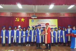 Lễ tổng kết và trao bằng tốt nghiệp cho sinh viên liên thông từ trình độ Cao đẳng lên Đại học hệ chính quy năm 2018