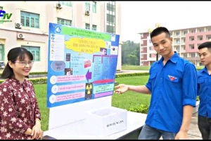 Khoa Tài nguyên Môi trường tổ chức hoạt động thu gom pin đã qua sử dụng