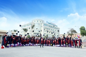 Trường Đại học Khoa học tổ chức Lễ bế giảng và trao bằng tốt nghiệp cho sinh viên Khóa 2015 - 2019