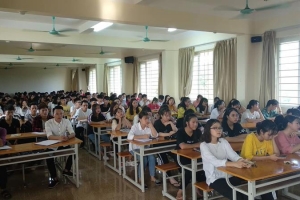 Tuần sinh hoạt công dân – sinh viên của tân sinh viên K17