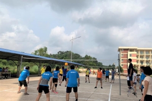 Cán bộ viên chức Trường Đại học Khoa học tham gia Giải Bóng chuyền hơi