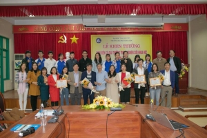 Trường Đại học Khoa học tổ chức lễ khen thưởng sinh viên có thành tích xuất sắc trong NCKH năm 2019