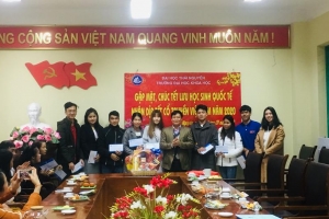 Trường Đại học Khoa học tổ chức gặp mặt, chúc tết Lưu học sinh nước ngoài nhân dịp năm mới 2020