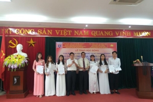 Tấm gương sinh viên: Sinh viên Hoàng Thị Duyên - lớp Du lịch K17 được nhận học bổng của CHLB Đức