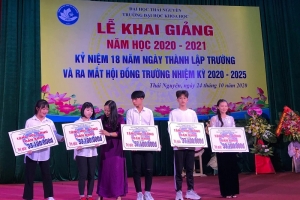 Vượt qua bóng tối để viết tiếp ước mơ tươi sáng nơi giảng đường