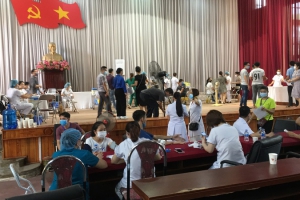 Trường Đại học Khoa học tổ chức tiêm vắc-xin phòng COVID-19 cho lưu học sinh