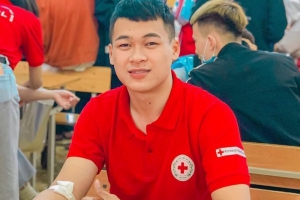 Chuyện về Hoàng Xuân Ngọc -  Nam sinh kết nối những hồng cầu